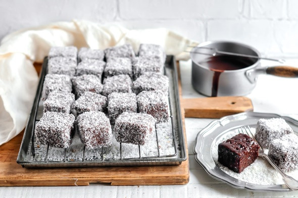 Một số món ngon ở Sydney - Lamington