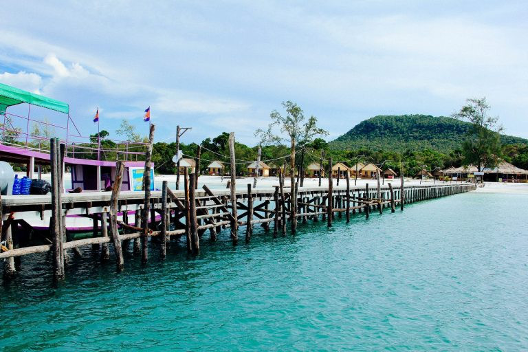 Koh Rong và Koh Rong Samloem có giống nhau không? - Ảnh 1