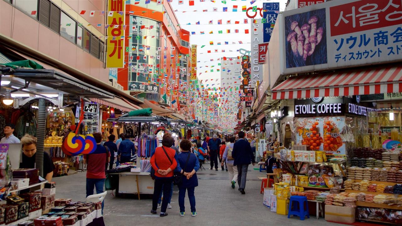 Tìm hiểu chợ Dongdaemun - khu chợ sầm uất tại Hàn Quốc - ảnh 1