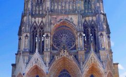 Khám phá nhà thờ Đức Bà Reims đẹp nhất nước Pháp - ảnh 1