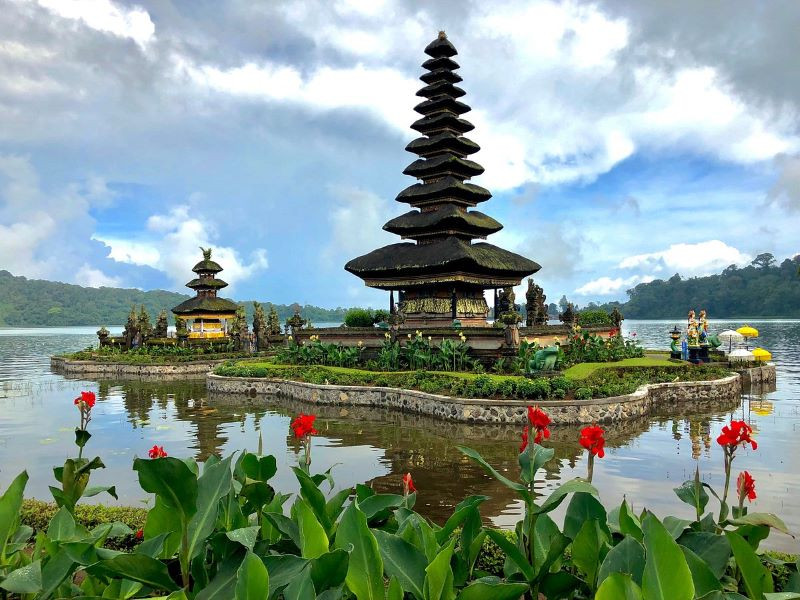 den-ulun-danu-bali